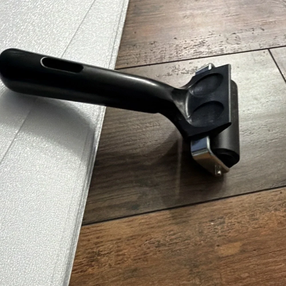 Clear Non-Slip Self-Adhesive Plastic Stair Treads 24x6 in‎ 15 Pack
